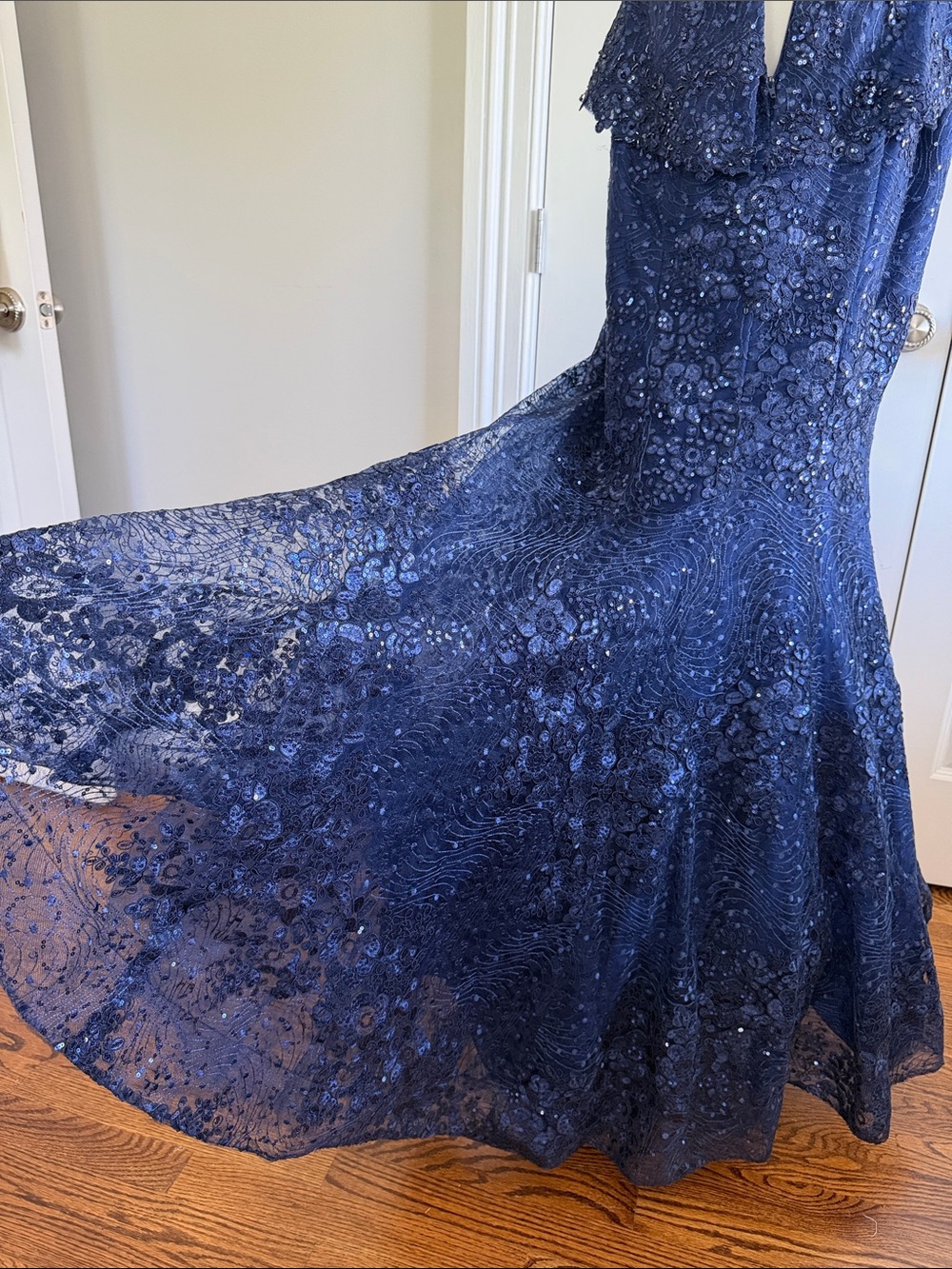 Ivonne D for Mon Cheri Off-Shoulder Sequins Embroidered Wedding MOB Gown Size6-8 - Picture 13 of 17